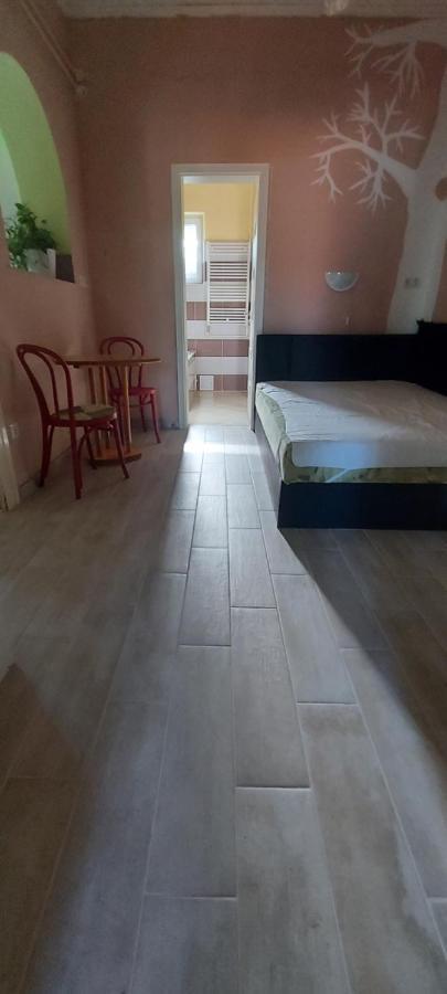 Regina Vendégház Miskolc Exterior foto